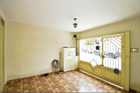 Casa à venda com 125m², 2 quartos e 3 vagasGaragem