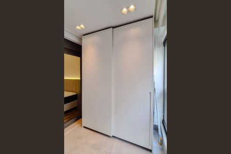 Apartamento para alugar com 70m², 1 quarto e 1 vagaVaranda da Suíte