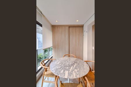 Apartamento para alugar com 70m², 1 quarto e 1 vagaVaranda da Sala