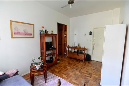 Apartamento à venda com 46m², 1 quarto e sem vagaSala