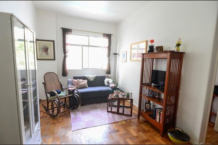 Apartamento à venda com 46m², 1 quarto e sem vagaSala
