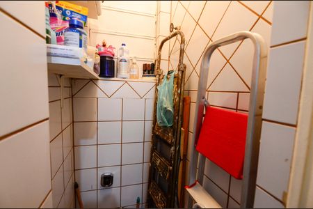 Apartamento à venda com 46m², 1 quarto e sem vagaBanheiro de serviço