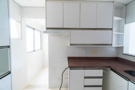 Apartamento para alugar com 70m², 2 quartos e sem vagaCozinha e Área de Serviço