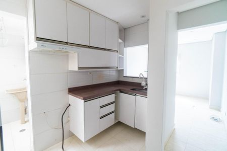 Apartamento para alugar com 70m², 2 quartos e sem vagaCozinha e Área de Serviço