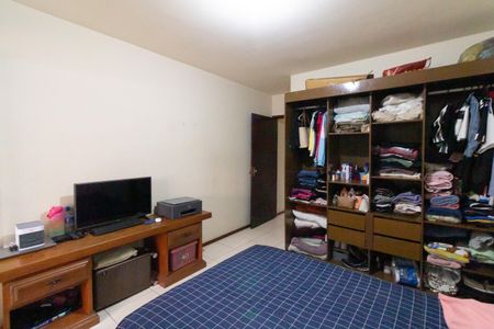 Casa à venda com 128m², 4 quartos e 2 vagasQuarto 3