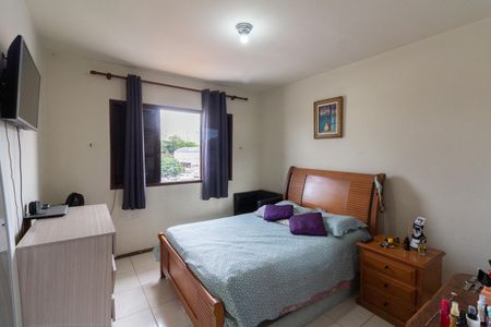 Casa à venda com 128m², 4 quartos e 2 vagasQuarto 1 - Suíte