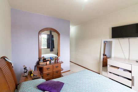 Casa à venda com 128m², 4 quartos e 2 vagasQuarto 1 - Suíte