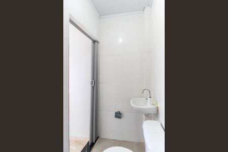 Casa para alugar com 55m², 2 quartos e sem vagaBanheiro