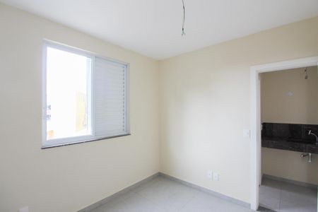 Apartamento à venda com 86m², 3 quartos e 2 vagas Apartamento à venda com 86m², 3 quartos e 2 vagasQuarto 1