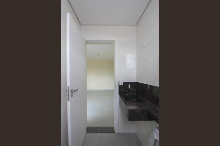 Apartamento à venda com 86m², 3 quartos e 2 vagas Apartamento à venda com 86m², 3 quartos e 2 vagasBanheiro da Suíte
