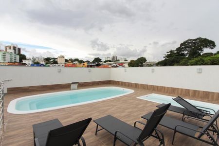 Apartamento à venda com 86m², 3 quartos e 2 vagas Apartamento à venda com 86m², 3 quartos e 2 vagasÁrea comum - Piscina