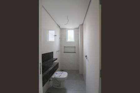 Apartamento à venda com 77m², 3 quartos e 2 vagas Apartamento à venda com 77m², 3 quartos e 2 vagasBanheiro da Suíte