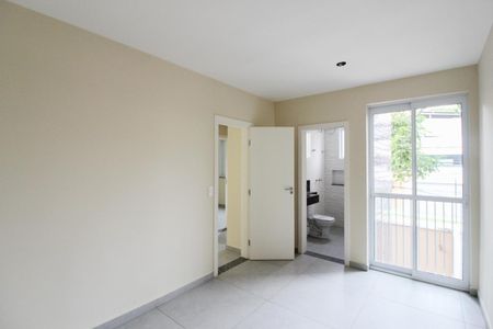 Apartamento à venda com 77m², 3 quartos e 2 vagas Apartamento à venda com 77m², 3 quartos e 2 vagasSuíte