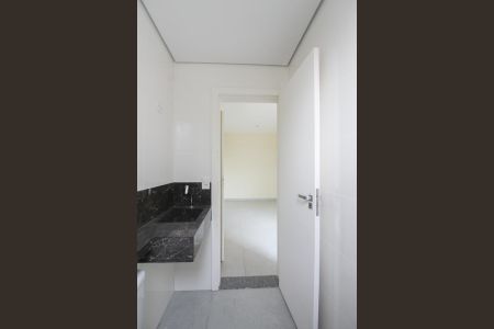 Apartamento à venda com 78m², 3 quartos e 2 vagasBanheiro da Suíte