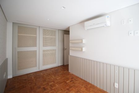 Apartamento à venda com 125m², 3 quartos e 1 vaga Apartamento à venda com 125m², 3 quartos e 1 vagaQuarto