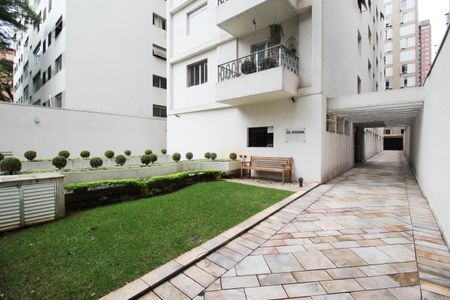 Apartamento à venda com 125m², 3 quartos e 1 vaga Apartamento à venda com 125m², 3 quartos e 1 vagaEntrada