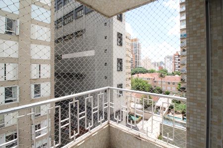 Apartamento à venda com 125m², 3 quartos e 1 vaga Apartamento à venda com 125m², 3 quartos e 1 vagaVaranda do Quarto