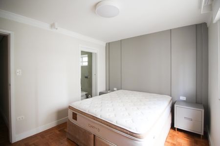 Apartamento à venda com 125m², 3 quartos e 1 vaga Apartamento à venda com 125m², 3 quartos e 1 vagaSuíte