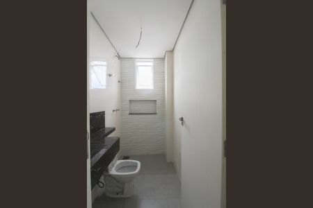 Apartamento à venda com 85m², 3 quartos e 2 vagas Apartamento à venda com 85m², 3 quartos e 2 vagasBanheiro da Suíte