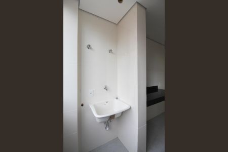 Apartamento à venda com 76m², 3 quartos e 1 vagaÁrea de Serviço