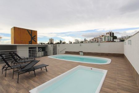 Apartamento à venda com 76m², 3 quartos e 1 vagaÁrea comum - Piscina