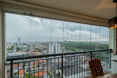 Apartamento à venda com 96m², 2 quartos e 2 vagas Apartamento à venda com 96m², 2 quartos e 2 vagasSala/Varanda gourmet vista