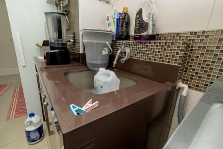 Apartamento à venda com 96m², 2 quartos e 2 vagas Apartamento à venda com 96m², 2 quartos e 2 vagasÁrea de Serviço