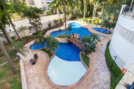 Apartamento à venda com 96m², 2 quartos e 2 vagas Apartamento à venda com 96m², 2 quartos e 2 vagasÁrea comum - Piscina