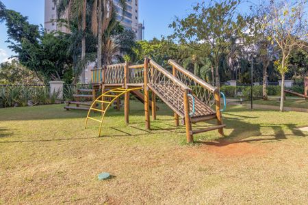 Apartamento à venda com 96m², 2 quartos e 2 vagas Apartamento à venda com 96m², 2 quartos e 2 vagasÁrea comum - Playground