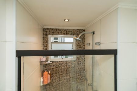 Apartamento à venda com 96m², 2 quartos e 2 vagas Apartamento à venda com 96m², 2 quartos e 2 vagasBanheiro Suíte 1