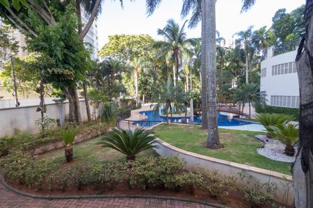 Apartamento à venda com 96m², 2 quartos e 2 vagas Apartamento à venda com 96m², 2 quartos e 2 vagasÁrea comum - Piscina