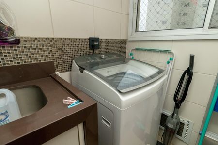 Apartamento à venda com 96m², 2 quartos e 2 vagas Apartamento à venda com 96m², 2 quartos e 2 vagasÁrea de Serviço