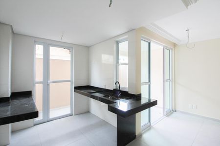 Apartamento à venda com 115m², 3 quartos e 2 vagasCozinha