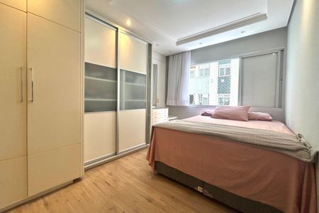 Quarto 2 de apartamento para alugar com 2 quartos, 58m² em Centro, Florianópolis