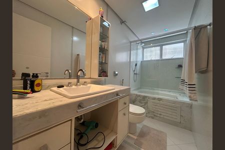 Apartamento para alugar com 58m², 2 quartos e sem vaga Apartamento para alugar com 58m², 2 quartos e sem vagaBanheiro