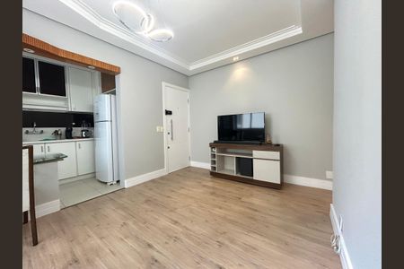 Sala de apartamento para alugar com 2 quartos, 58m² em Centro, Florianópolis