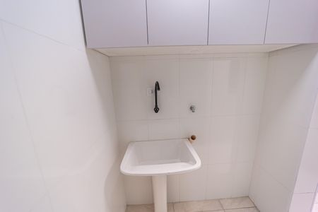 Casa de condomínio à venda com 50m², 2 quartos e 1 vaga Casa de condomínio à venda com 50m², 2 quartos e 1 vagaÁrea de Serviço