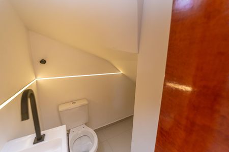 Casa de condomínio à venda com 50m², 2 quartos e 1 vaga Casa de condomínio à venda com 50m², 2 quartos e 1 vagaLavabo