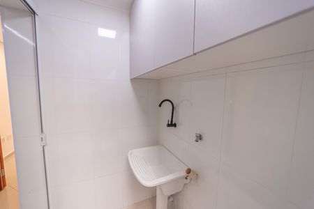 Casa de condomínio à venda com 50m², 2 quartos e 1 vaga Casa de condomínio à venda com 50m², 2 quartos e 1 vagaÁrea de Serviço