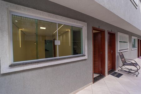 Casa de condomínio à venda com 50m², 2 quartos e 1 vaga Casa de condomínio à venda com 50m², 2 quartos e 1 vagaÁrea comum