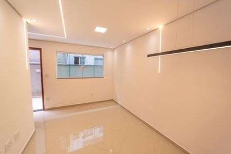 Sala de casa de condomínio à venda com 2 quartos, 50m² em Vila Ré, São Paulo