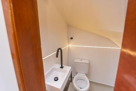 Casa de condomínio à venda com 50m², 2 quartos e 1 vaga Casa de condomínio à venda com 50m², 2 quartos e 1 vagaLavabo