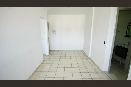Apartamento para alugar com 93m², 3 quartos e 1 vaga Apartamento para alugar com 93m², 3 quartos e 1 vagaSala