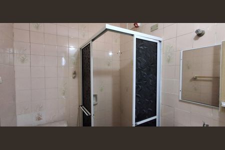 Casa à venda com 178m², 4 quartos e 2 vagasBanheiro Social 2