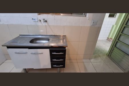 Casa à venda com 178m², 4 quartos e 2 vagasCozinha 