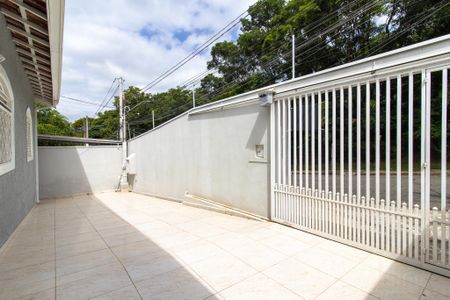 Casa à venda com 94m², 2 quartos e 2 vagasÁrea externa