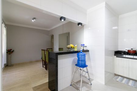 Casa à venda com 94m², 2 quartos e 2 vagasCozinha