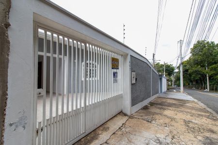 Casa à venda com 94m², 2 quartos e 2 vagasFachada