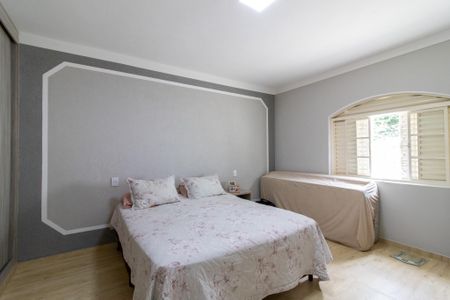 Casa à venda com 94m², 2 quartos e 2 vagasQuarto 2