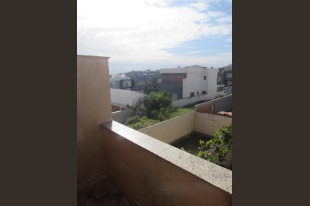 Casa à venda com 122m², 2 quartos e 1 vagaVaranda